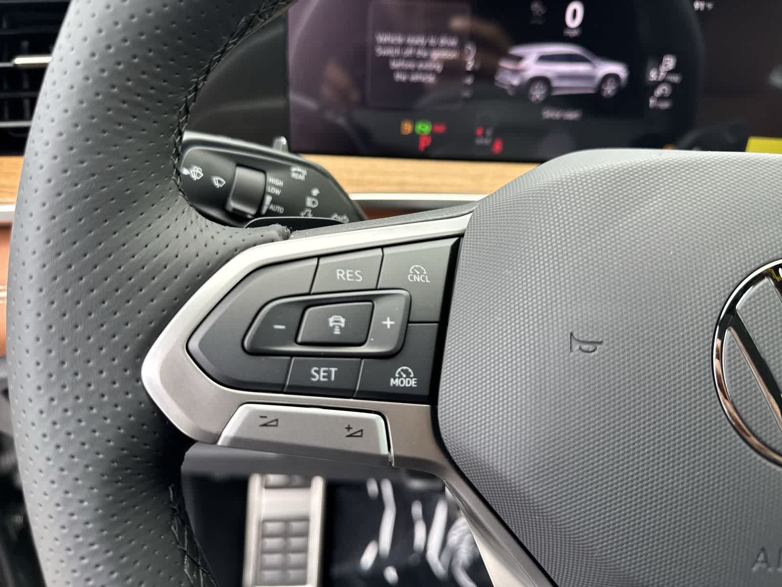 Volkswagen Tiguan 2.0T SEL R-Line Turbo 2026