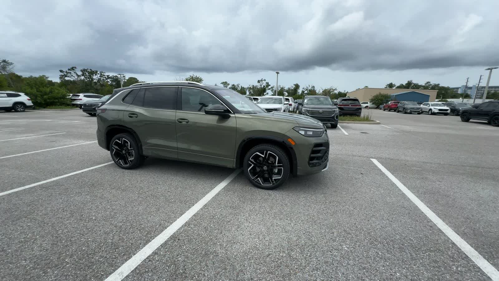 Volkswagen Tiguan 2.0T SEL R-Line Turbo 2026