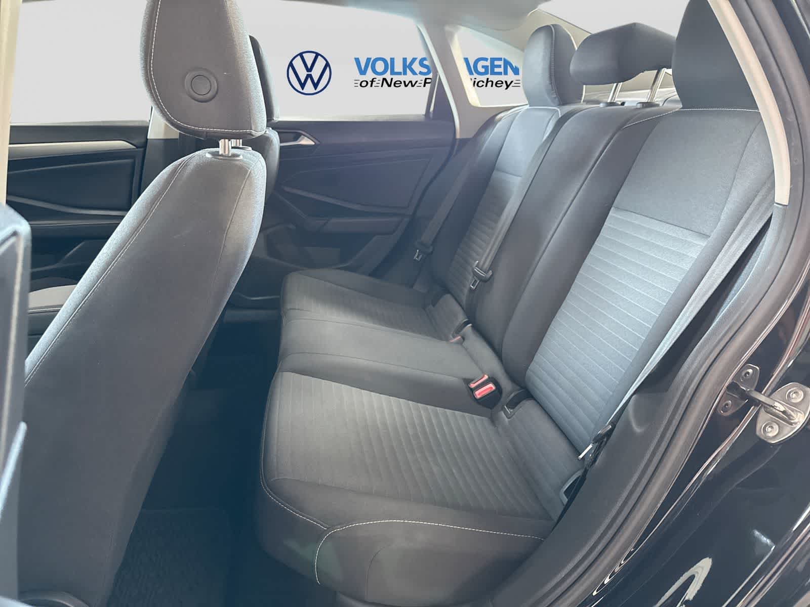 Volkswagen Jetta S 2024