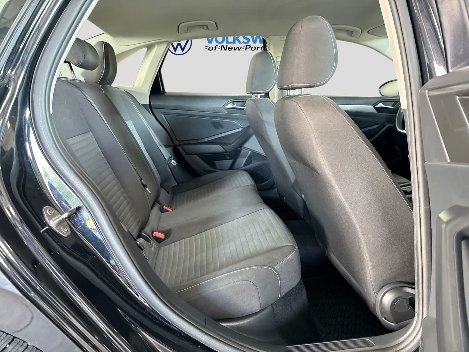 Volkswagen Jetta S 2024