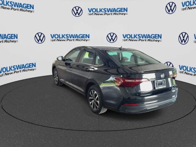 Volkswagen Jetta S 2024