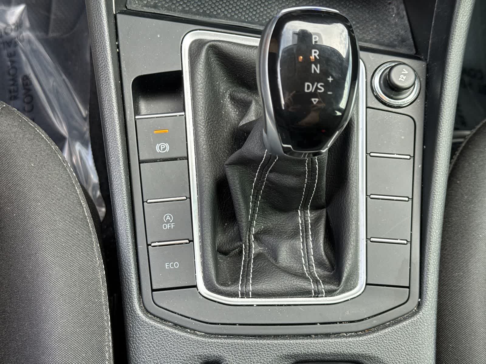 Volkswagen Jetta S 2025