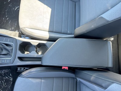 Volkswagen Jetta 1.8T SE de 2027