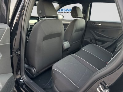 Volkswagen Jetta 1.8T Sport de 2027