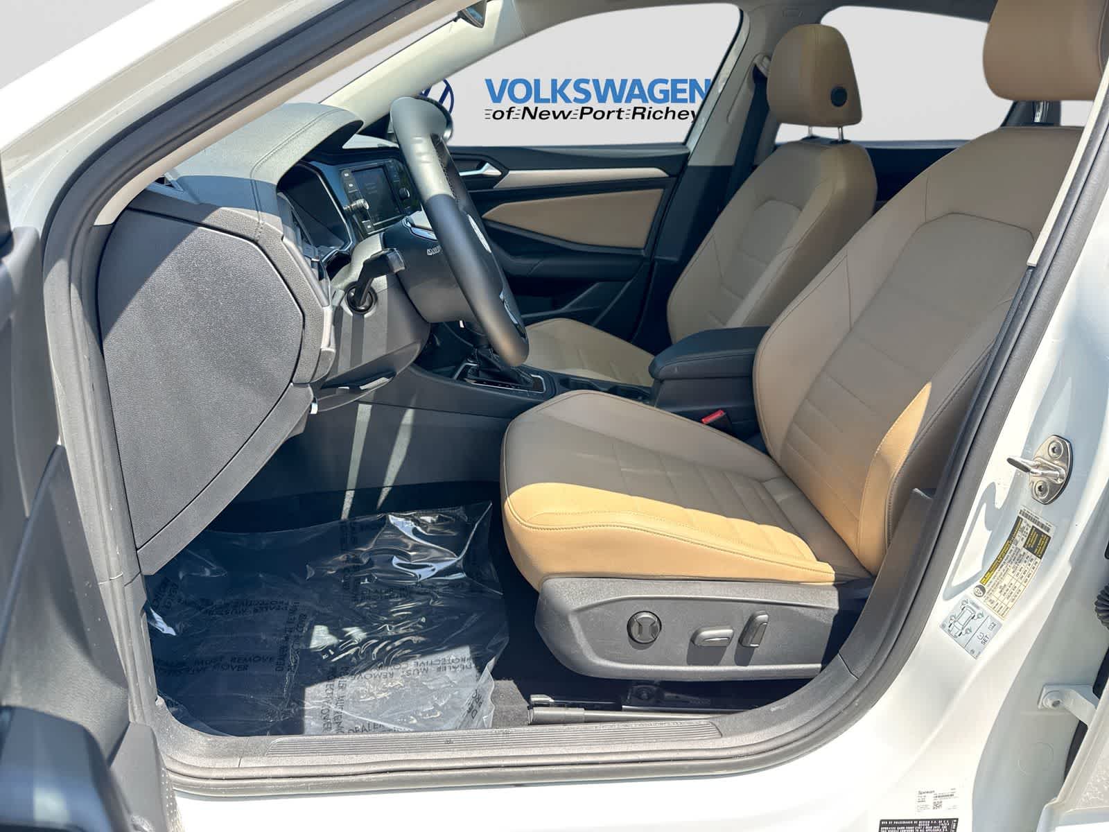 Volkswagen Jetta SE 2021