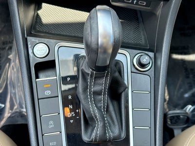Volkswagen Jetta SE 2021