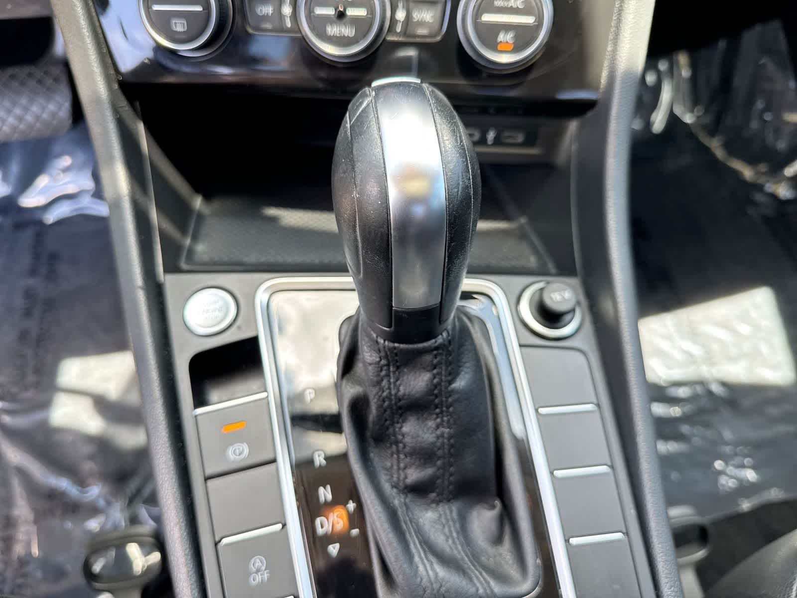 Volkswagen Jetta SE 2020