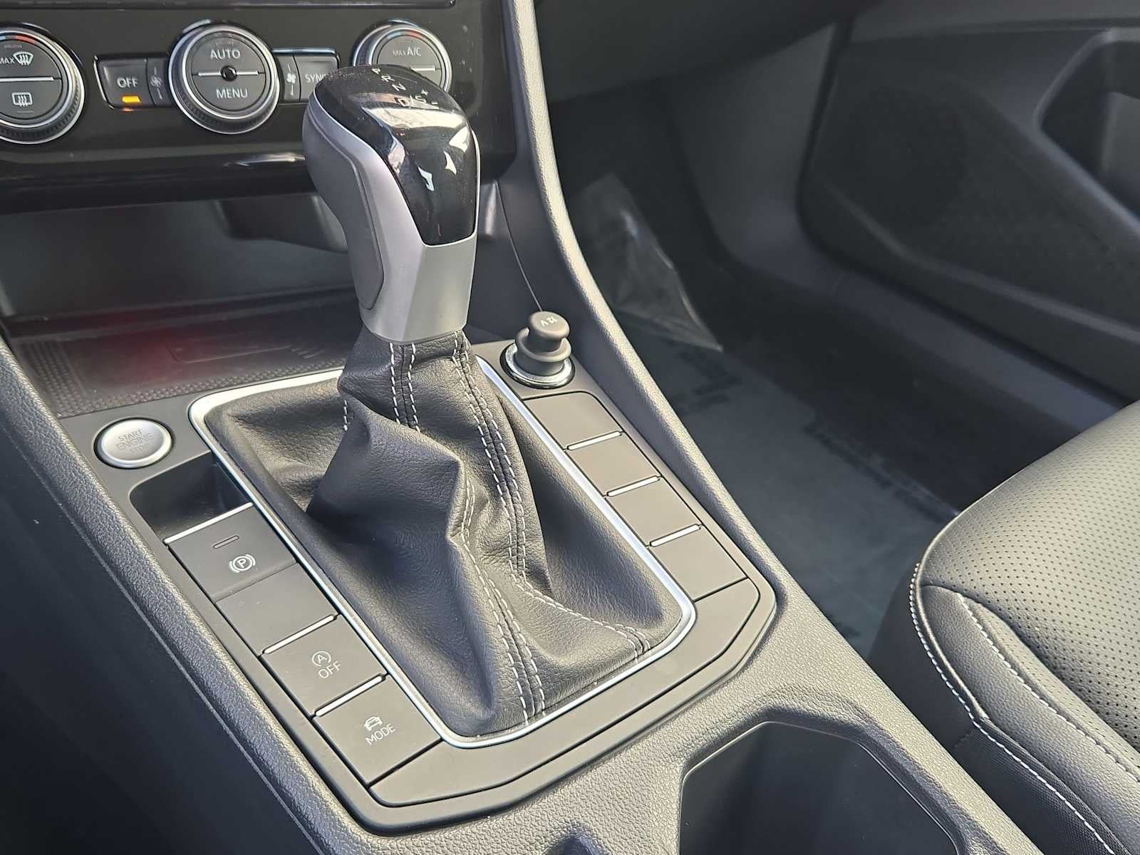 Volkswagen Jetta SEL 2022