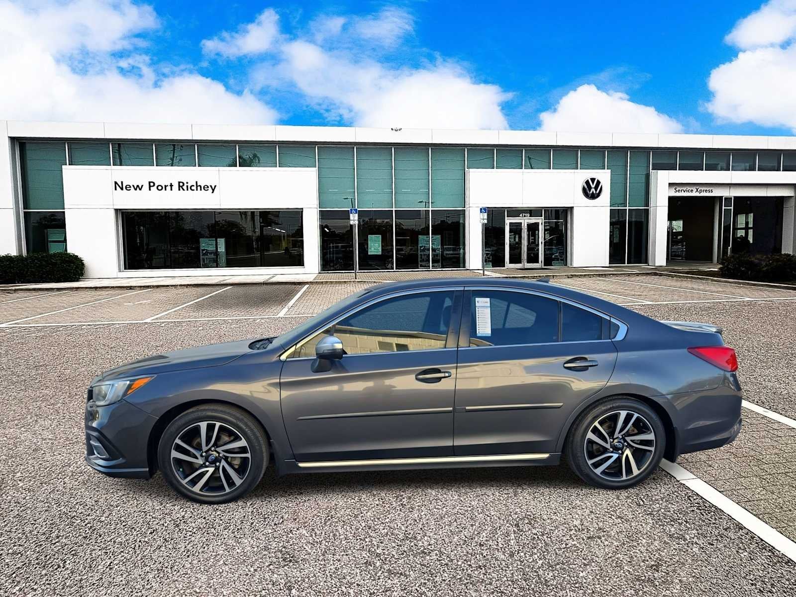 Subaru Legacy Sport 2018