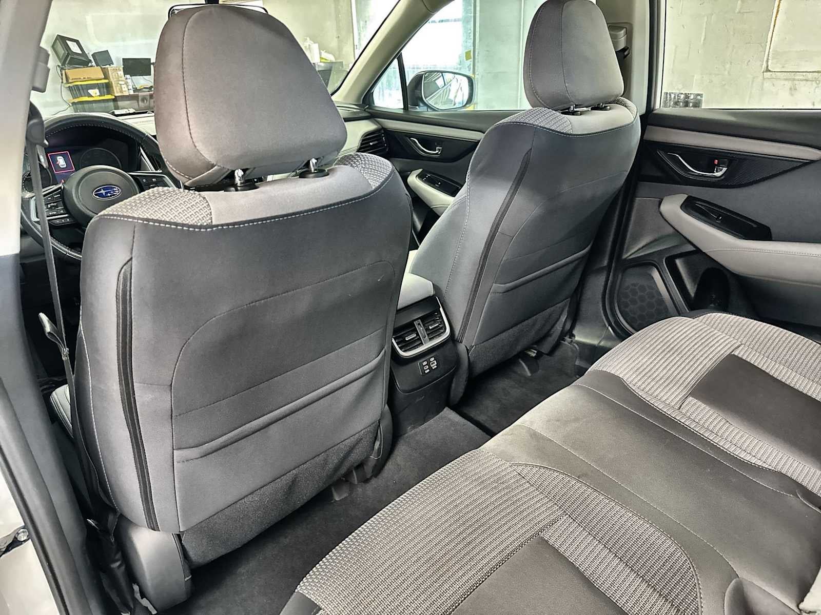 Subaru Outback Premium 2024