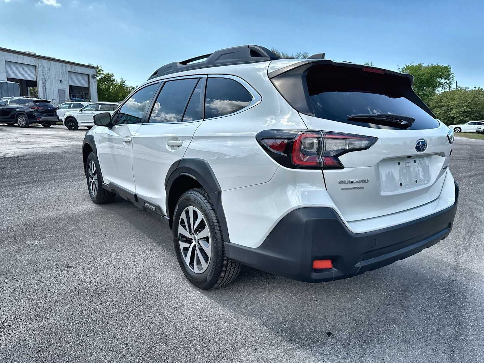 Subaru Outback Premium 2024