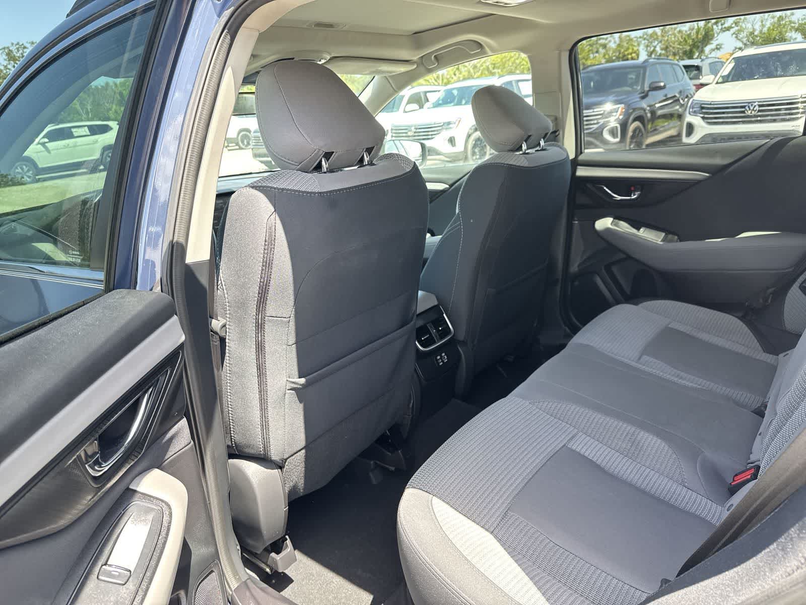 Subaru Outback Premium 2025