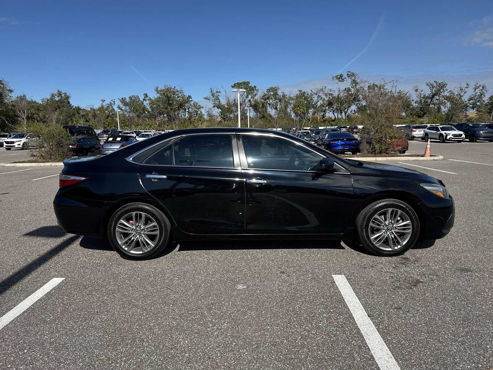 Toyota Camry Base 2015