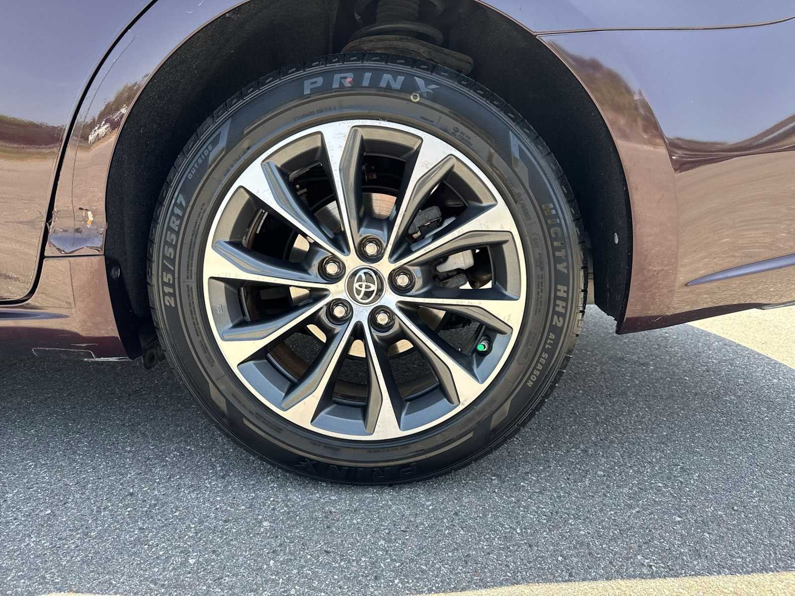 Toyota Avalon XLE 2016