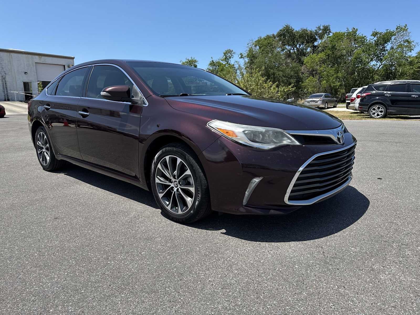 Toyota Avalon XLE 2016