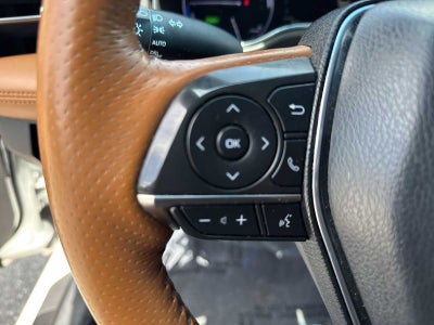 Toyota Avalon Hybrid Limited 2020