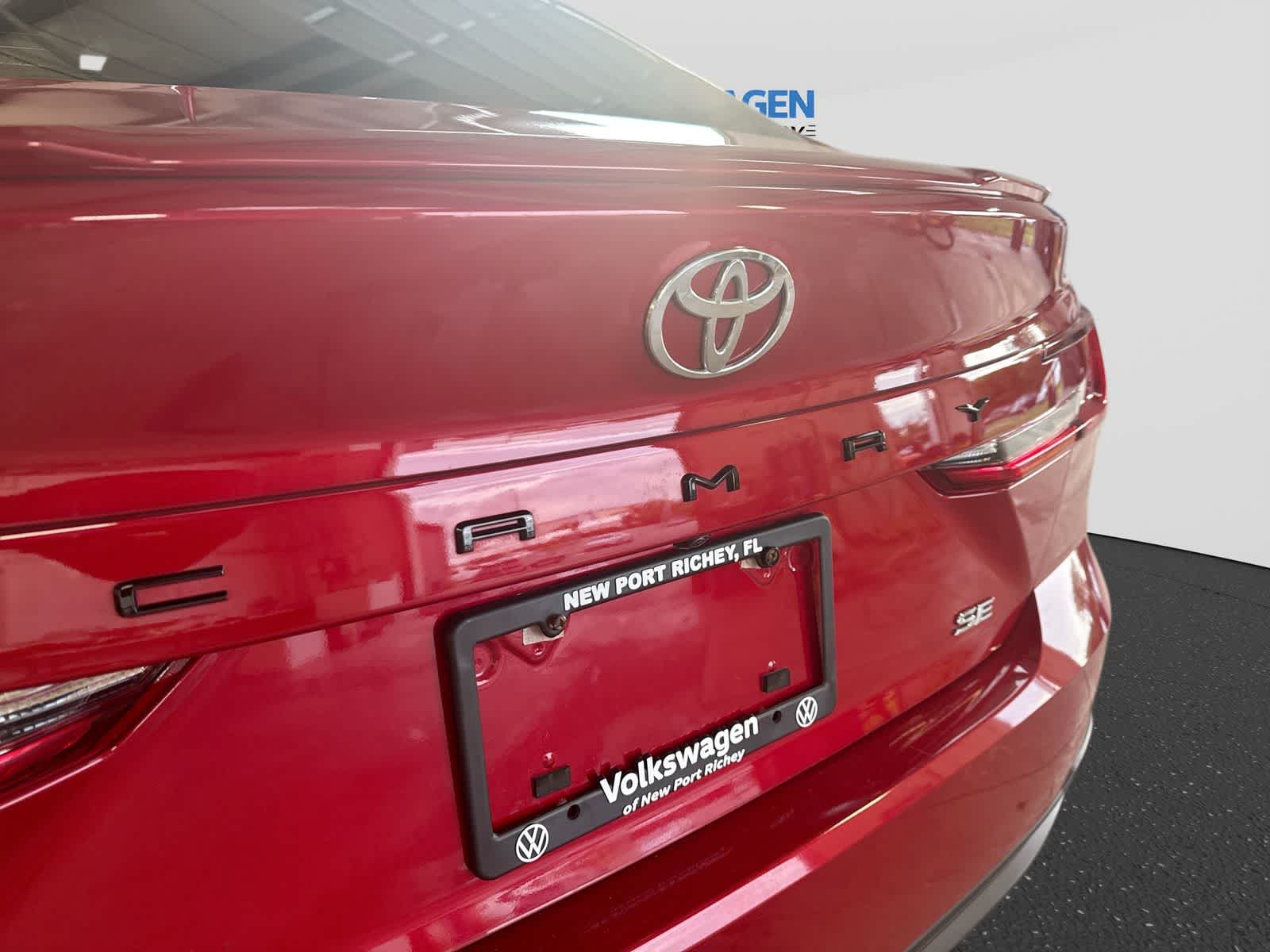 Toyota Camry SE 2025