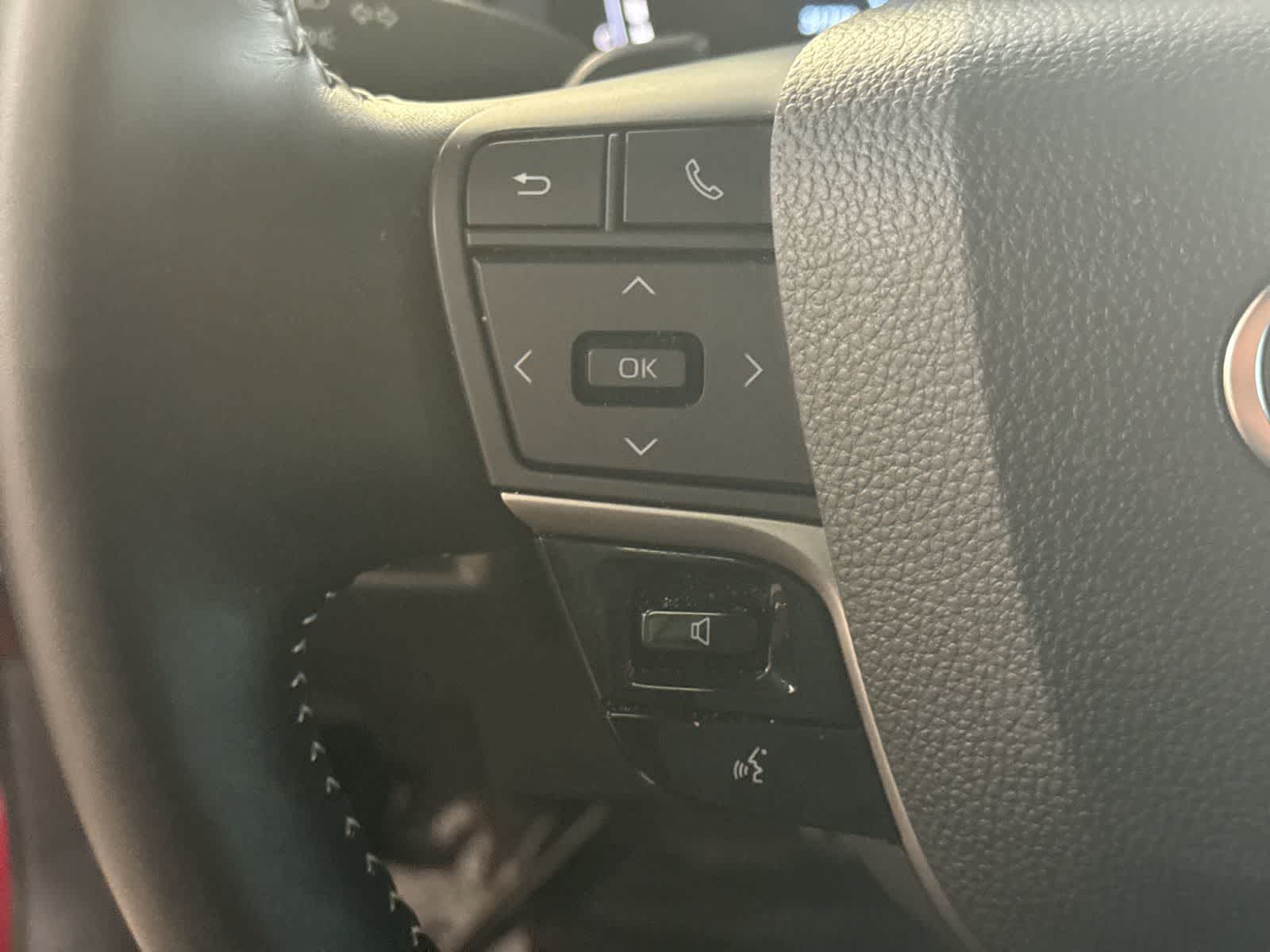 Toyota Camry SE 2025