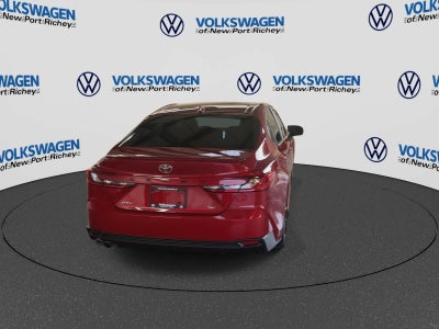 Toyota Camry SE 2025