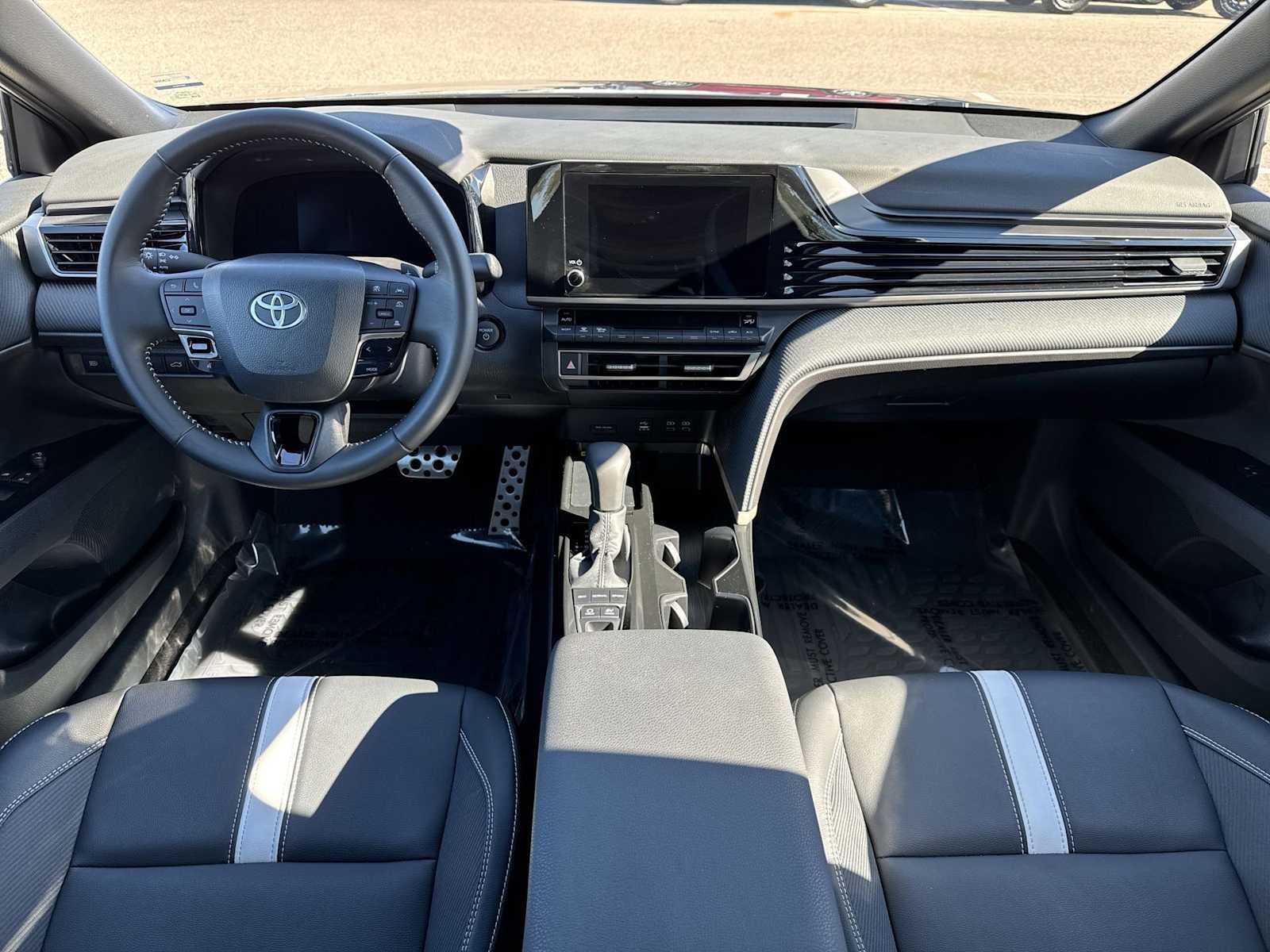 Toyota Camry SE 2025