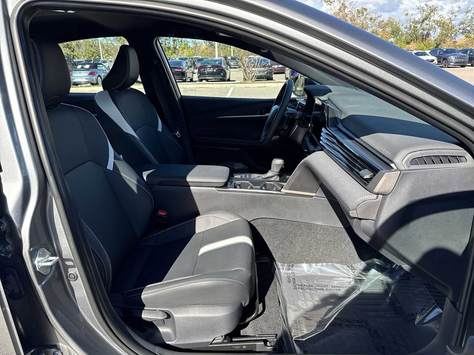 Toyota Camry SE 2025