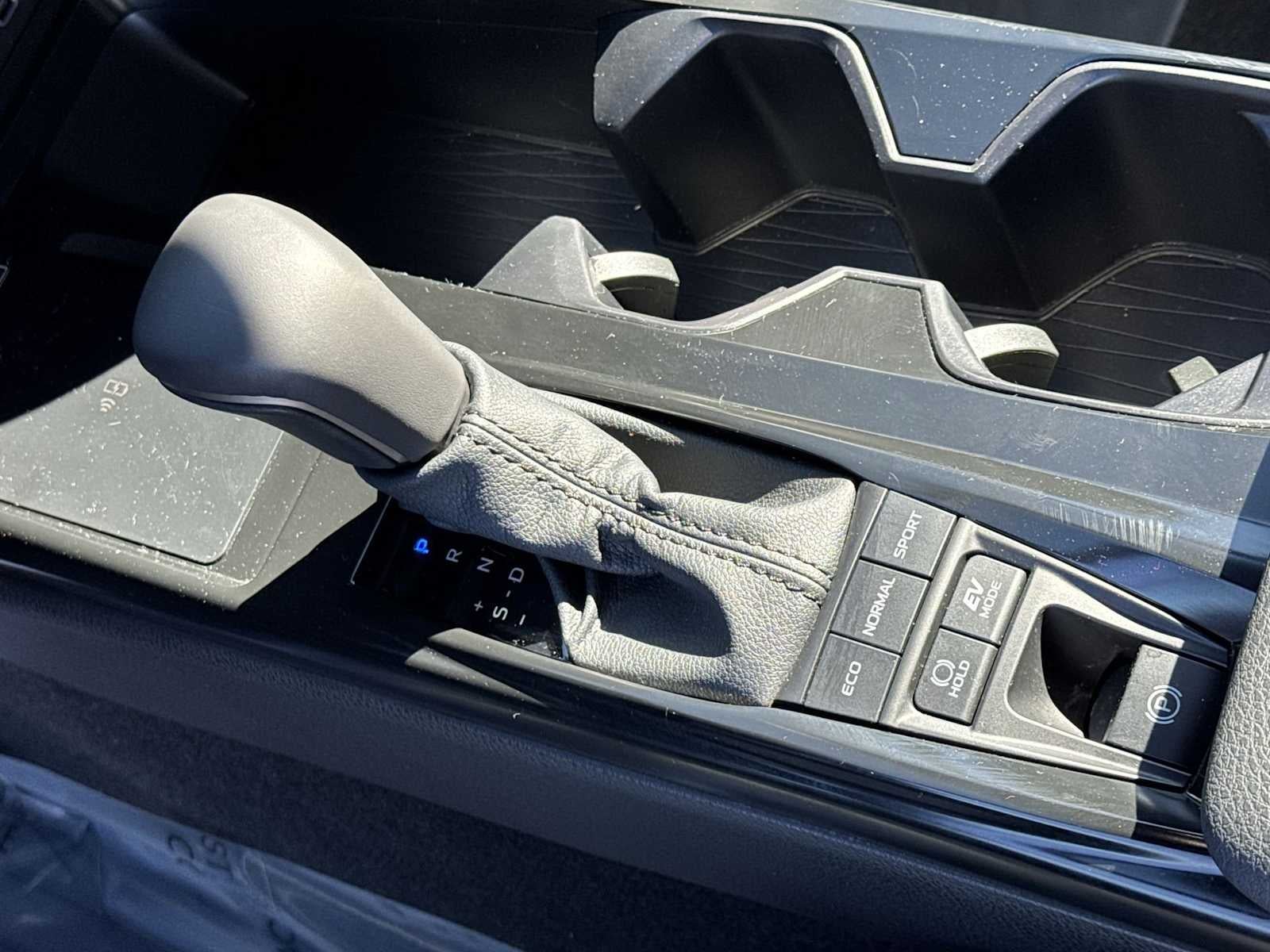 Toyota Camry SE 2025