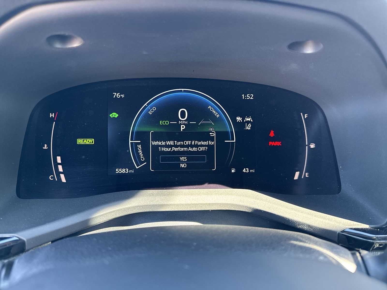 Toyota Camry SE 2025