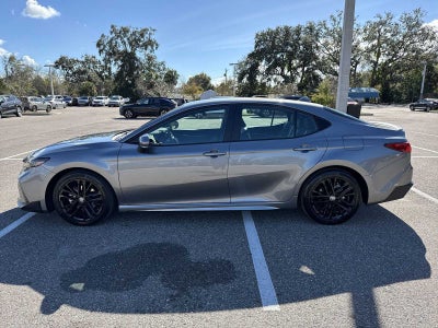 Toyota Camry SE 2025