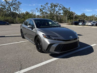 Toyota Camry SE 2025