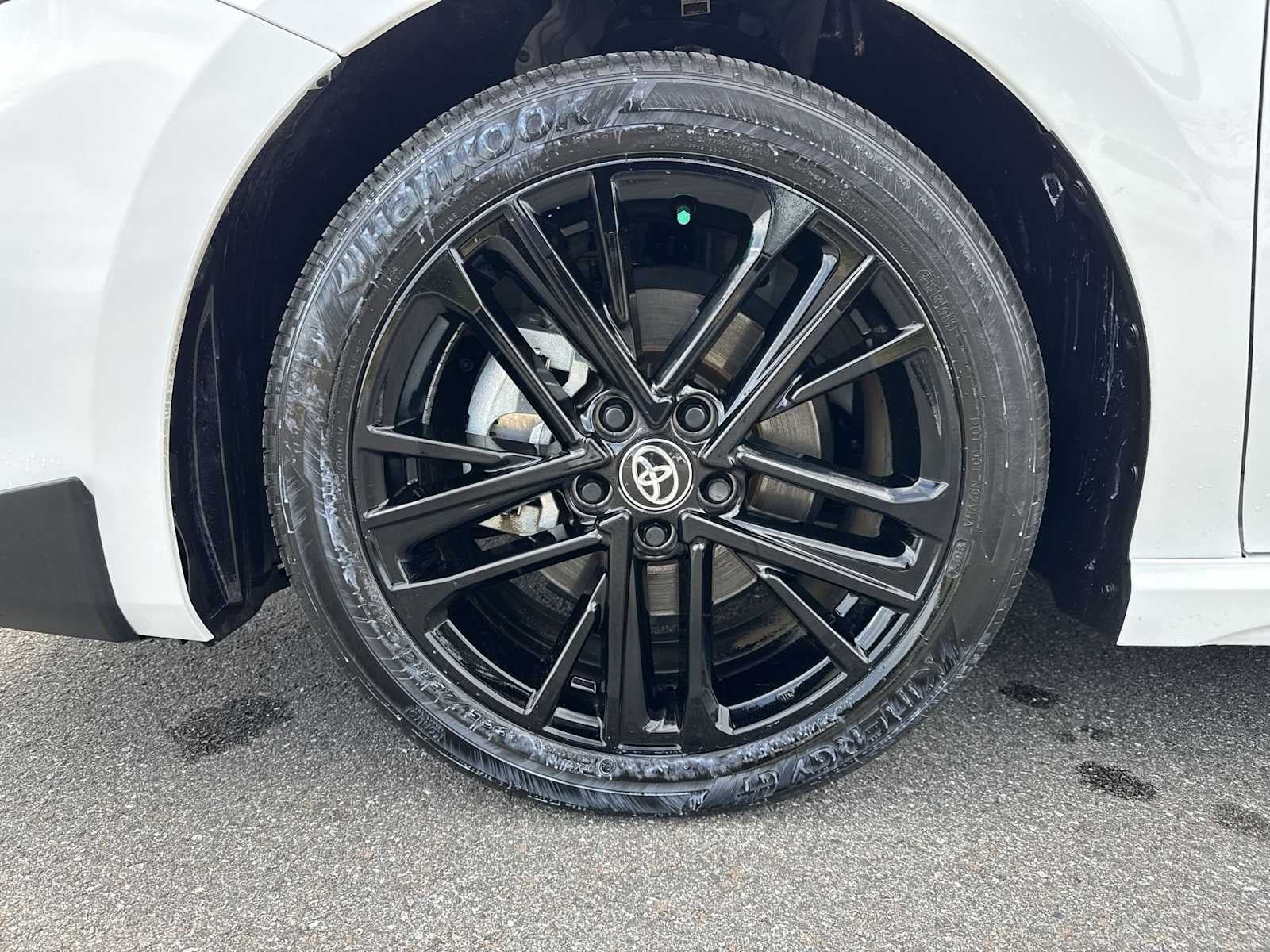 Toyota Camry SE 2025