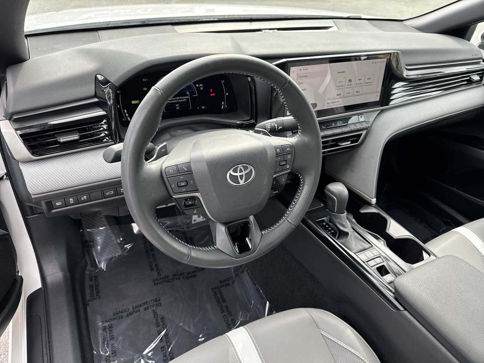 Toyota Camry SE 2025