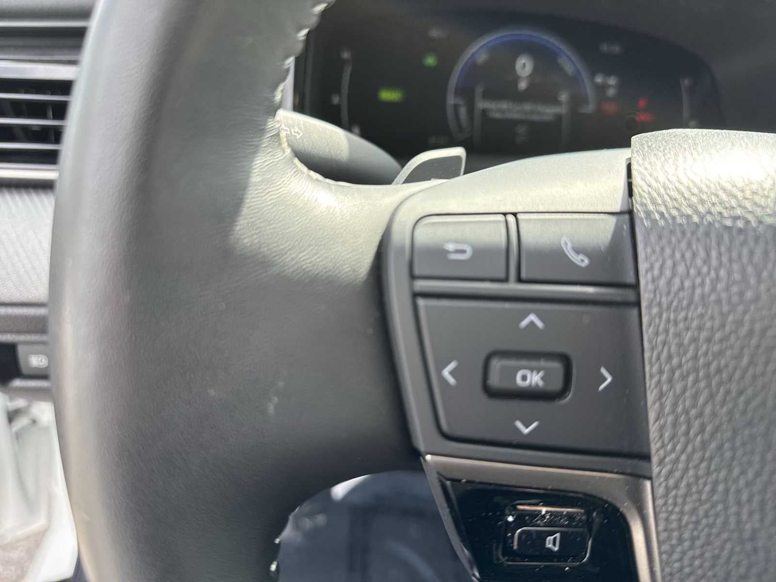 Toyota Camry SE 2025