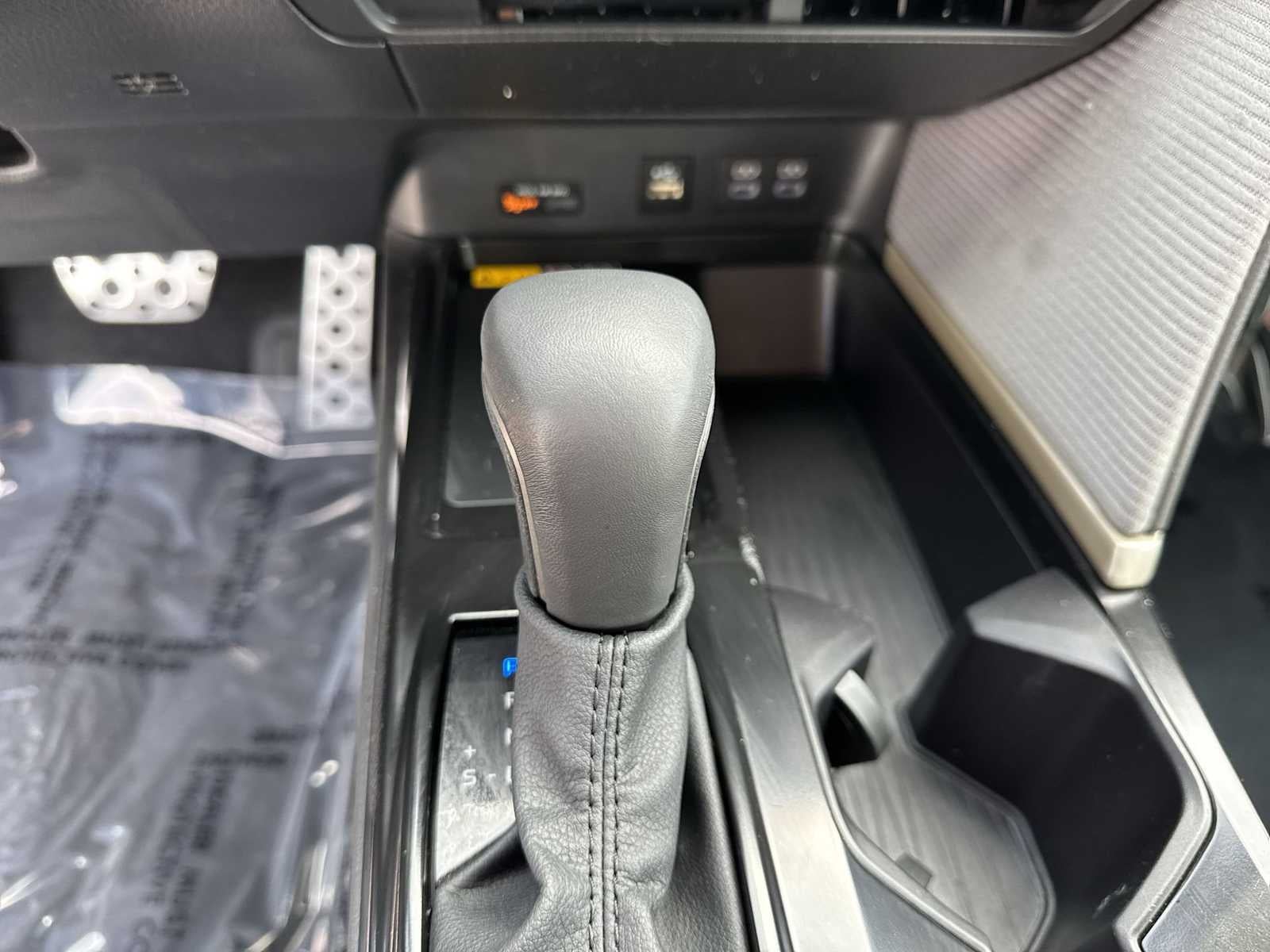 Toyota Camry SE 2025