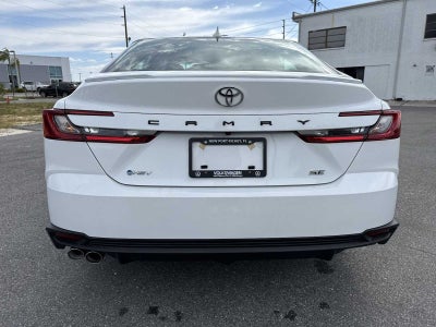Toyota Camry SE 2025