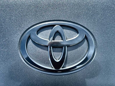 Toyota Camry LE 2025