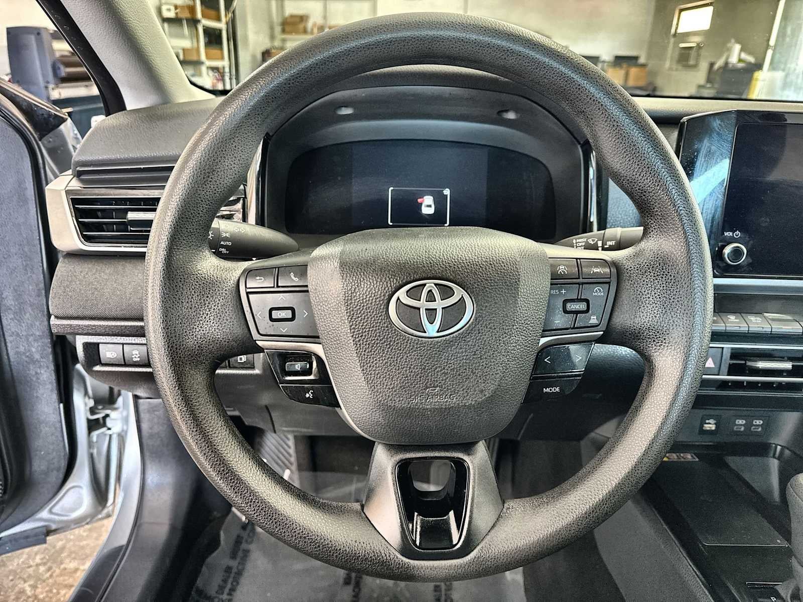 Toyota Camry LE 2025