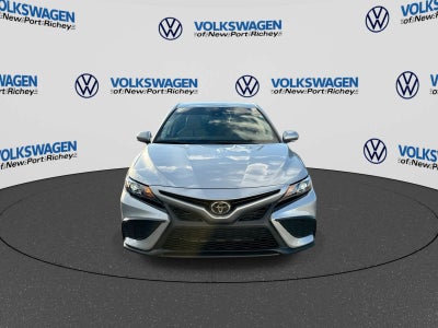 Toyota Camry SE 2023