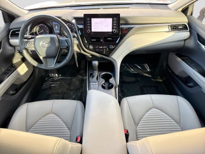 Toyota Camry SE 2023