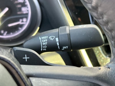 Toyota Camry SE 2023