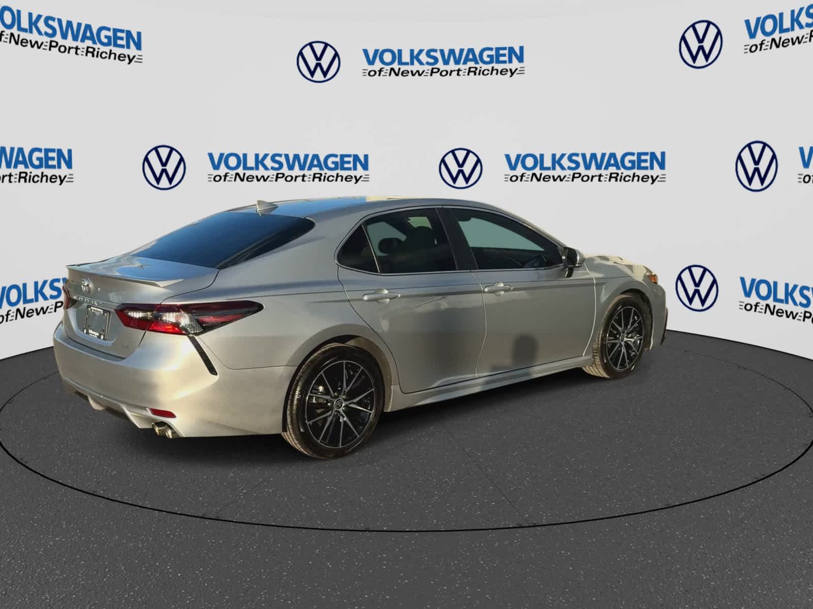 Toyota Camry SE 2023