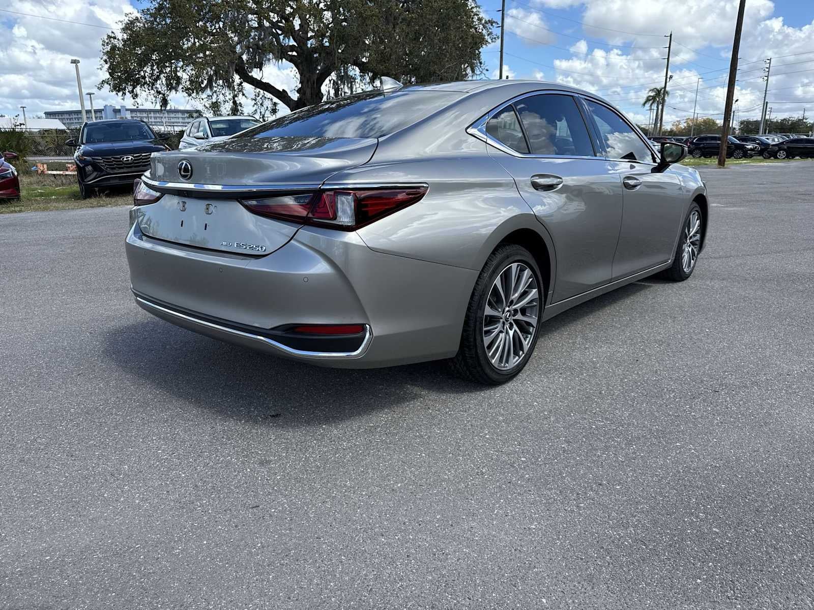 Lexus ES ES 250 2021
