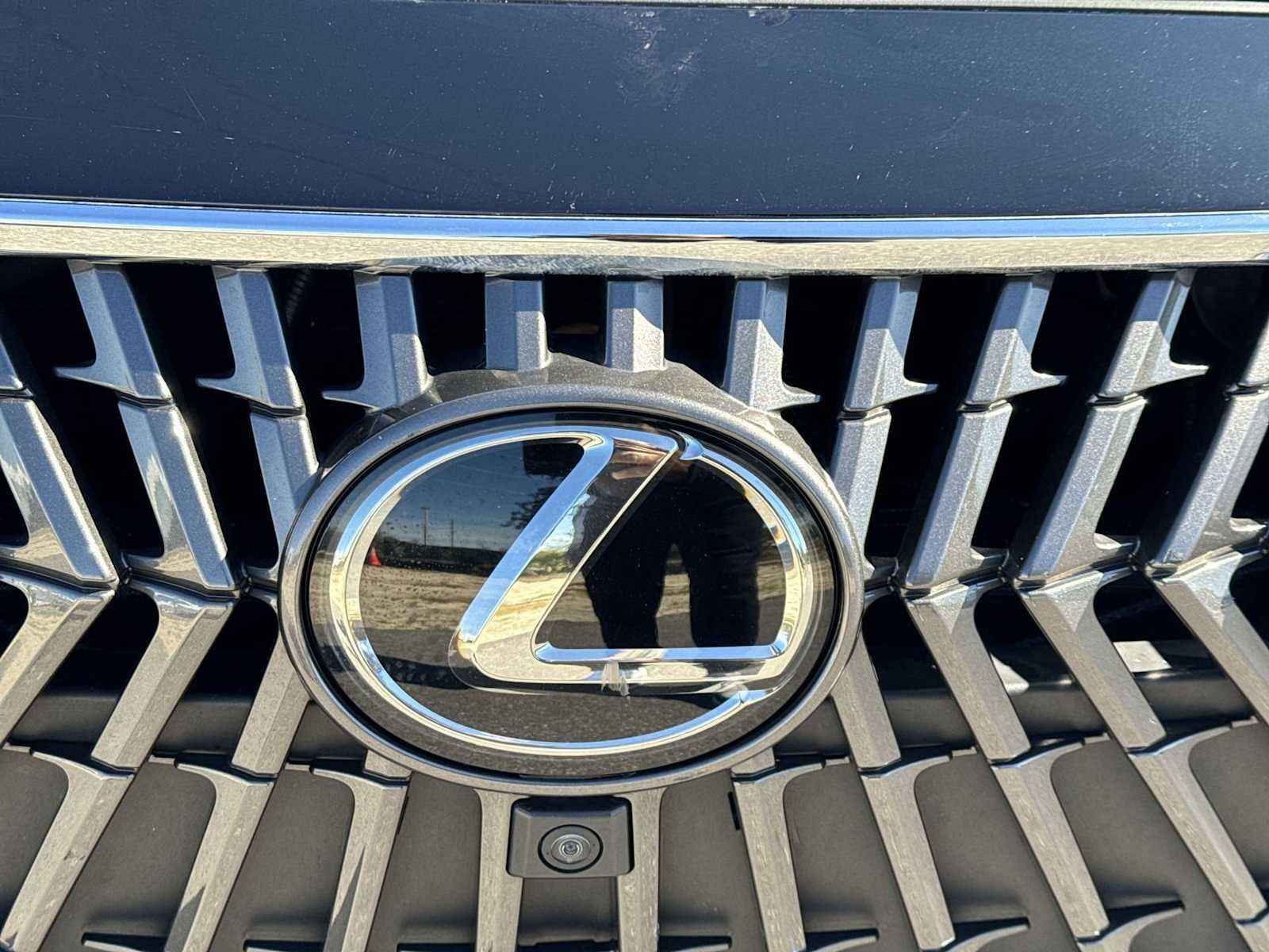 Lexus ES Ultra Luxury 2022