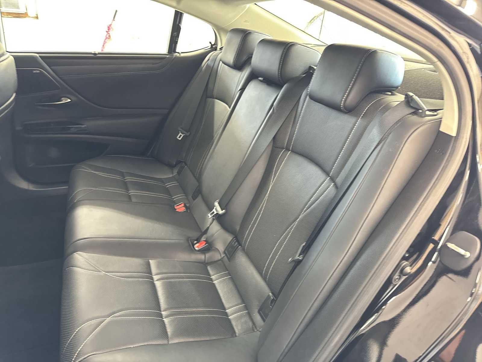 Lexus ES Ultra Luxury 2022