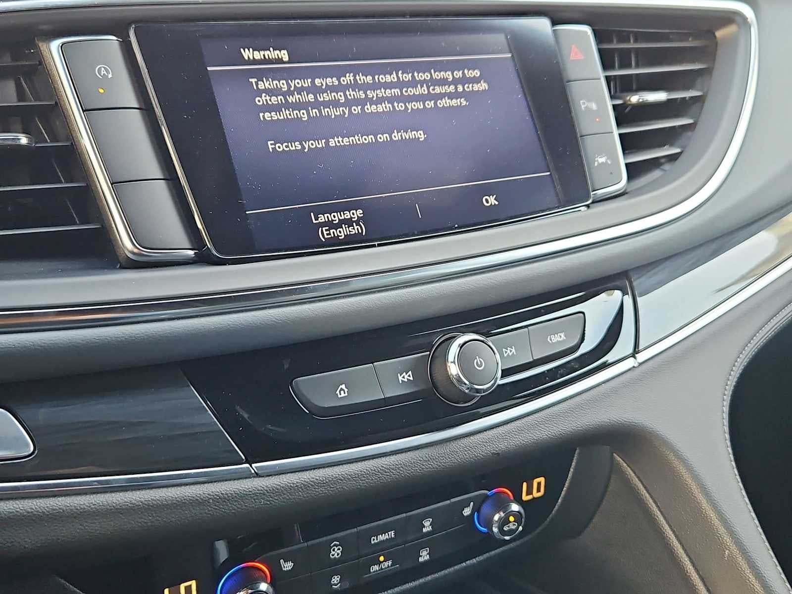 2023 Buick Enclave Essence