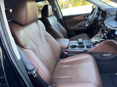 Acura MDX 2023 con paquete tecnológico