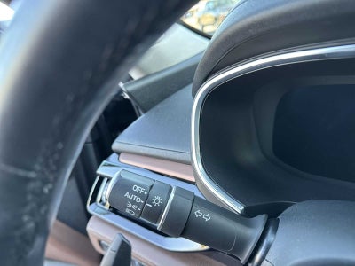 Acura MDX 2023 con paquete tecnológico