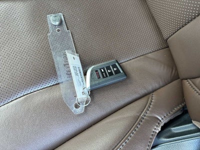 Acura MDX 2023 con paquete tecnológico