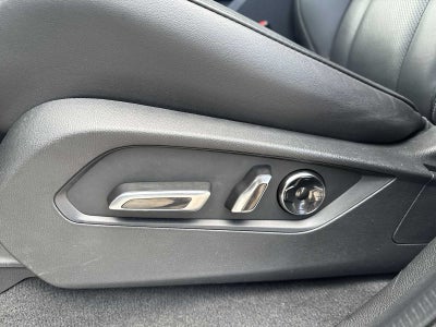 Acura MDX 2023 con paquete tecnológico