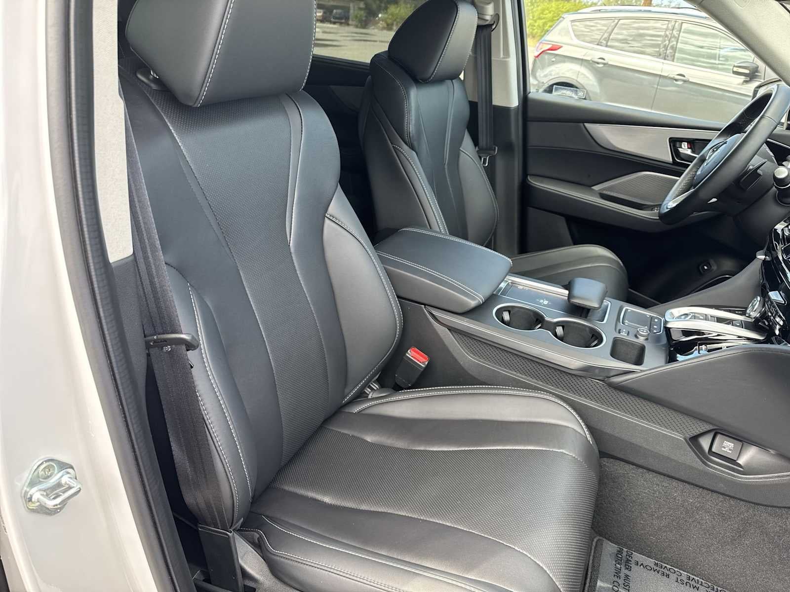 Acura MDX 2023 con paquete tecnológico