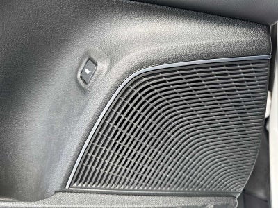 Acura MDX 2023 con paquete tecnológico